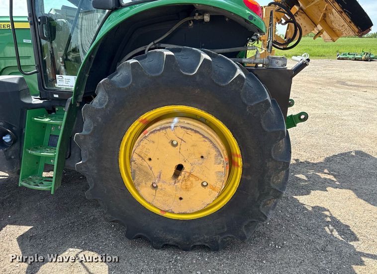 image for item DS4288 2016 John Deere 6110M MFWD tractor