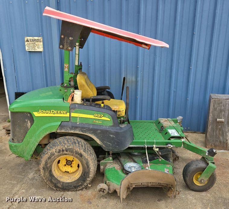 image for item DT4862 John Deere 997 ZTrak ZTR lawn mower