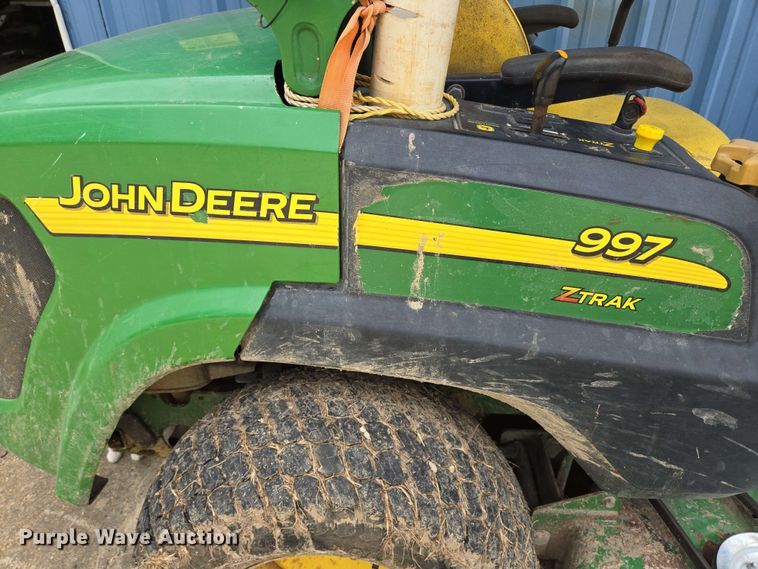 image for item DT4862 John Deere 997 ZTrak ZTR lawn mower