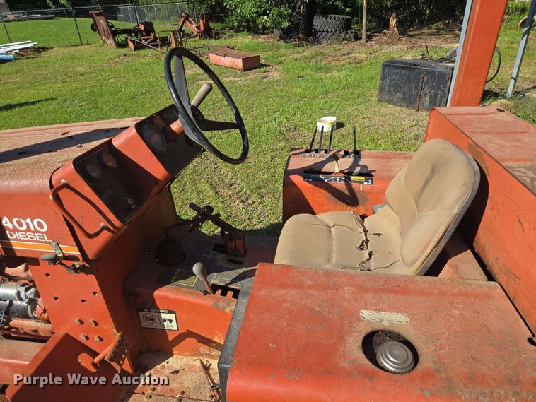 image for item DT4864 1985 Ditch Witch 4010 trencher