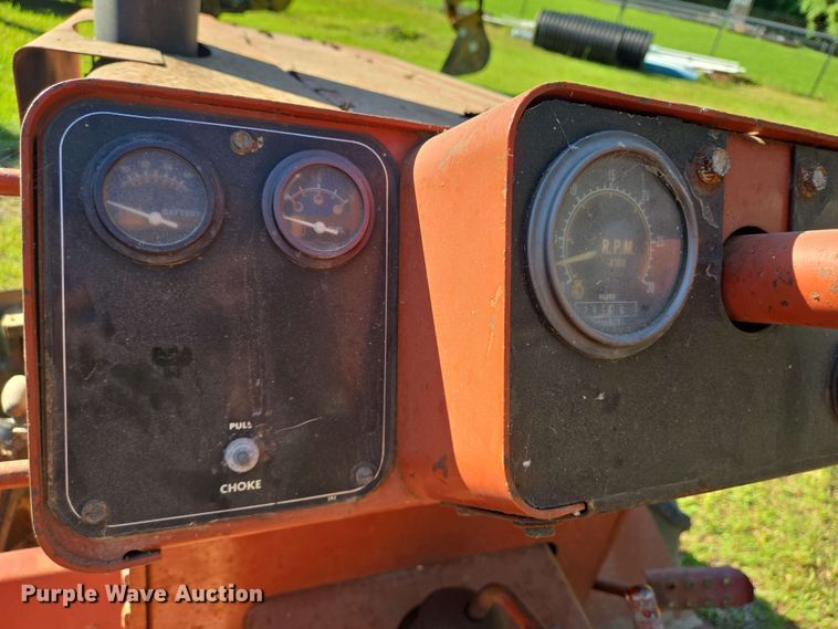 image for item DT4864 1985 Ditch Witch 4010 trencher