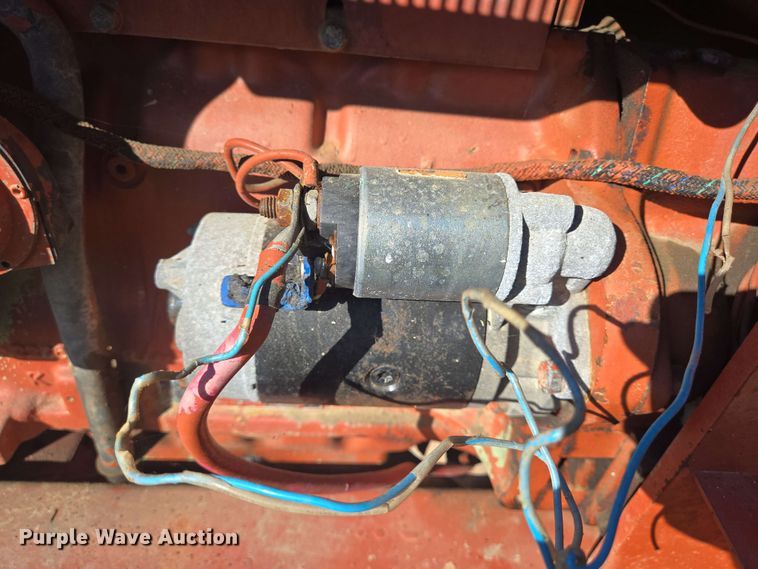 image for item DT4864 1985 Ditch Witch 4010 trencher