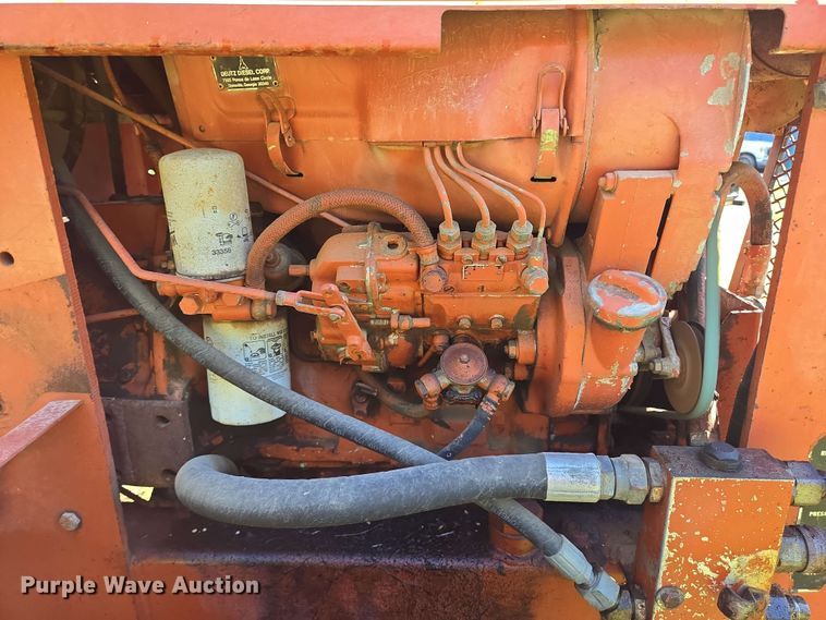 image for item DT4864 1985 Ditch Witch 4010 trencher