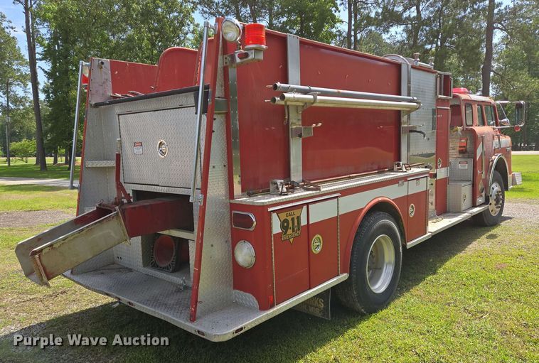 image for item DT4865 1982 Ford C8000 pumper fire truck