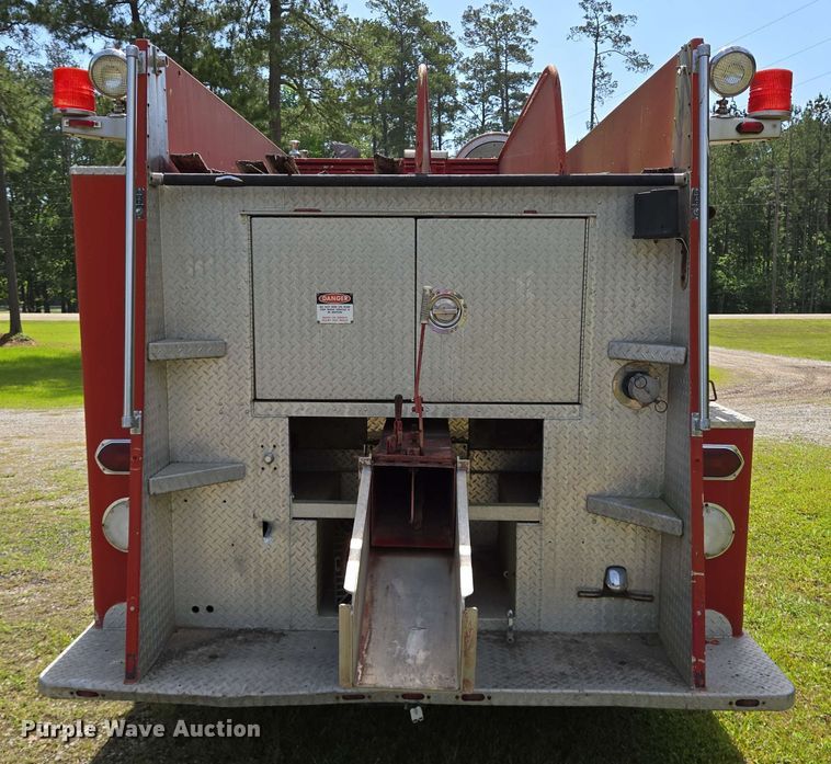 image for item DT4865 1982 Ford C8000 pumper fire truck