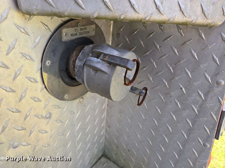 image for item DT4865 1982 Ford C8000 pumper fire truck