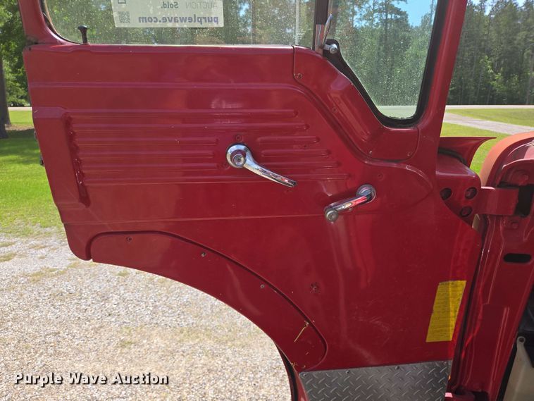 image for item DT4865 1982 Ford C8000 pumper fire truck
