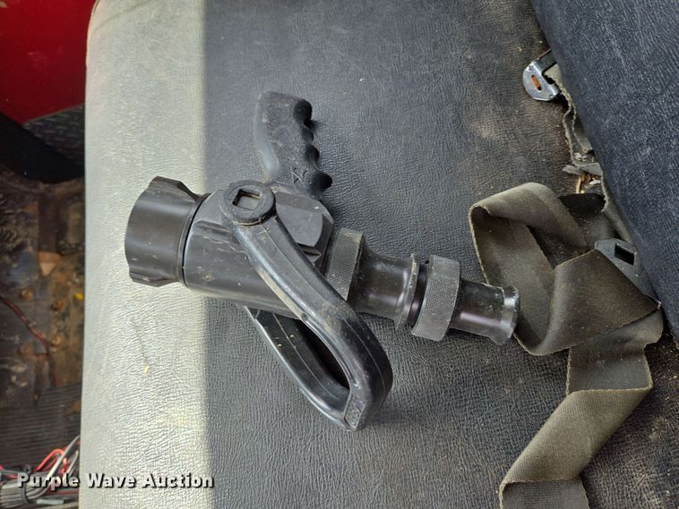 image for item DT4865 1982 Ford C8000 pumper fire truck