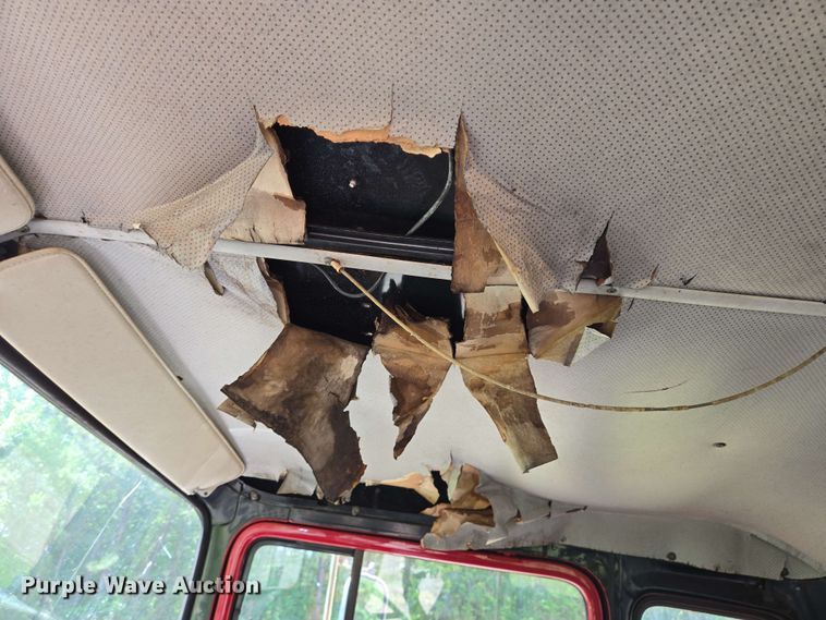 image for item DT4865 1982 Ford C8000 pumper fire truck