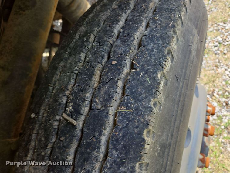 image for item DT4865 1982 Ford C8000 pumper fire truck