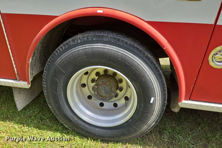 image for item DT4865 1982 Ford C8000 pumper fire truck