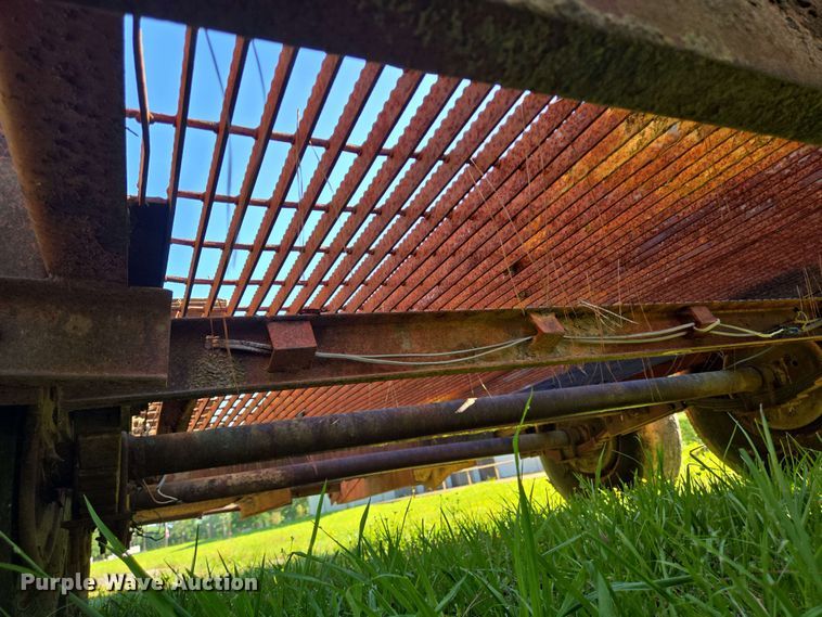 image for item DT4866 1985 Belshe equipment trailer