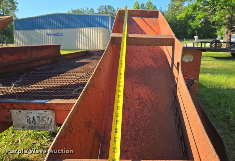 image for item DT4866 1985 Belshe equipment trailer