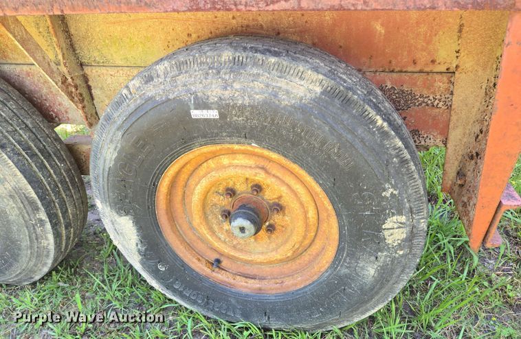 image for item DT4866 1985 Belshe equipment trailer