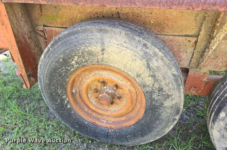 image for item DT4866 1985 Belshe equipment trailer