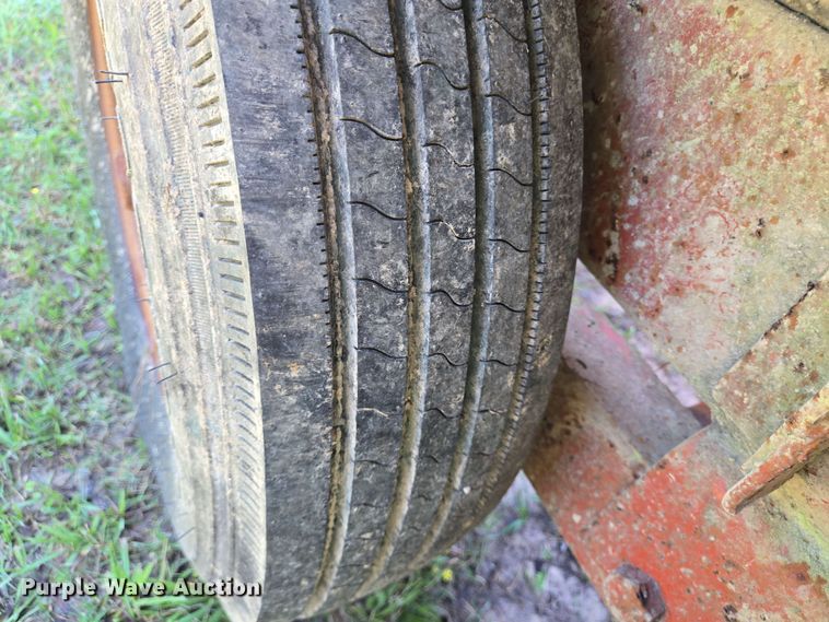 image for item DT4866 1985 Belshe equipment trailer