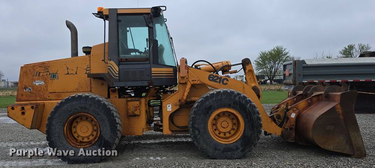 image for item DT6814 2000 Case 621C wheel loader