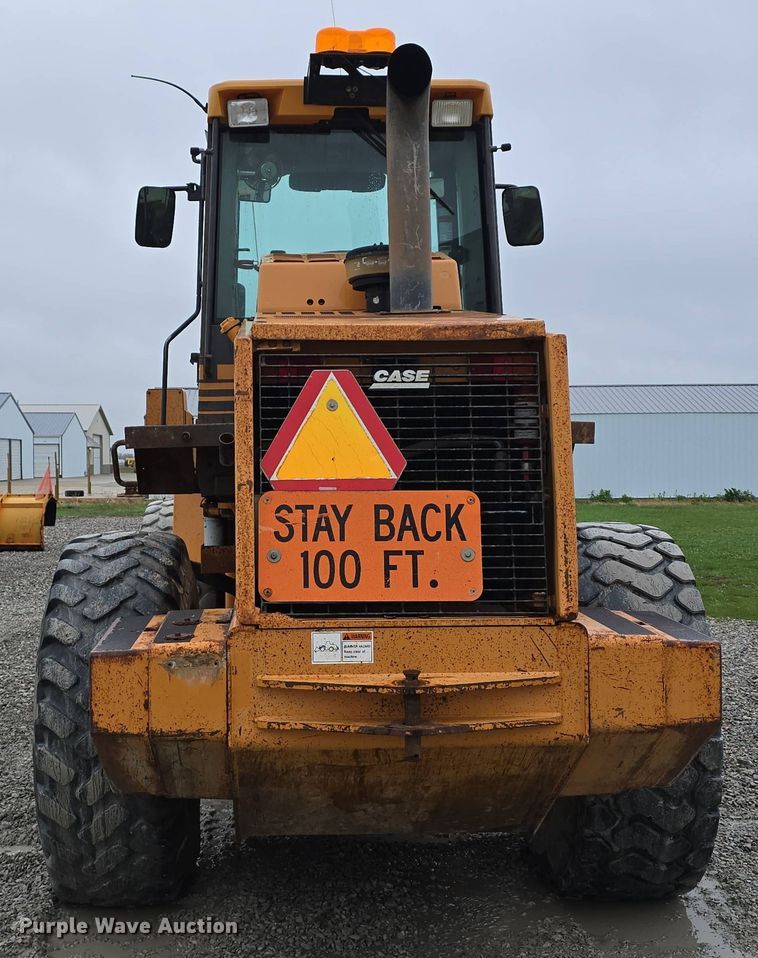 image for item DT6814 2000 Case 621C wheel loader