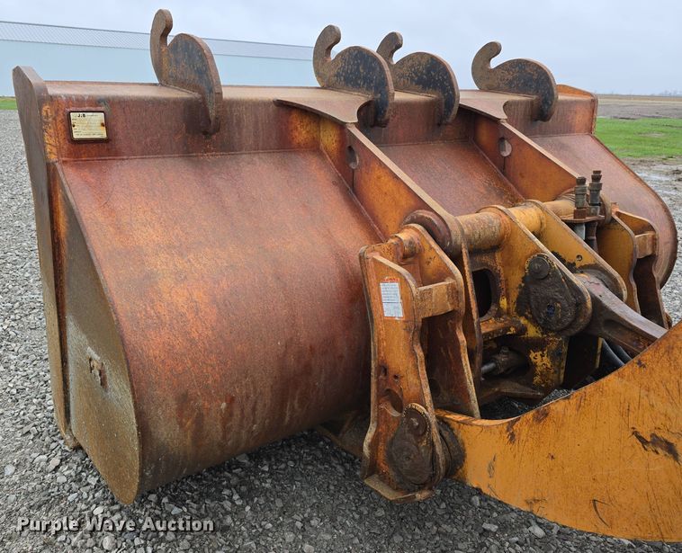 image for item DT6814 2000 Case 621C wheel loader