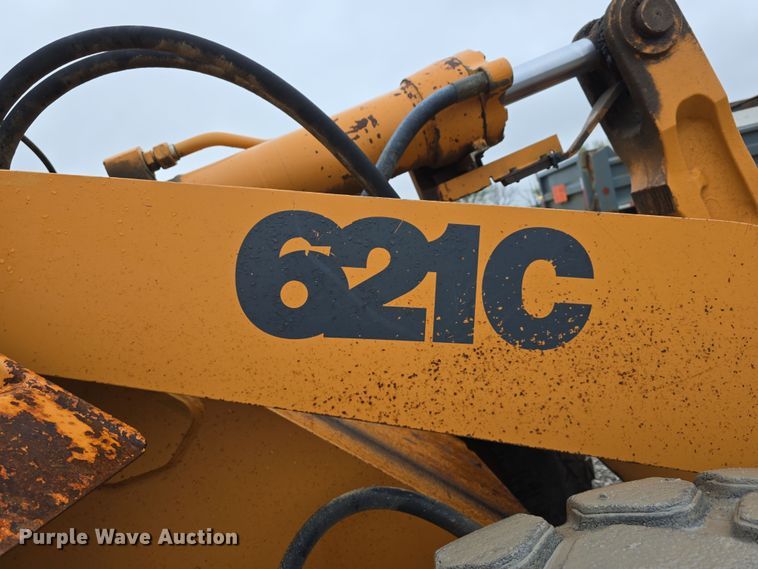 image for item DT6814 2000 Case 621C wheel loader