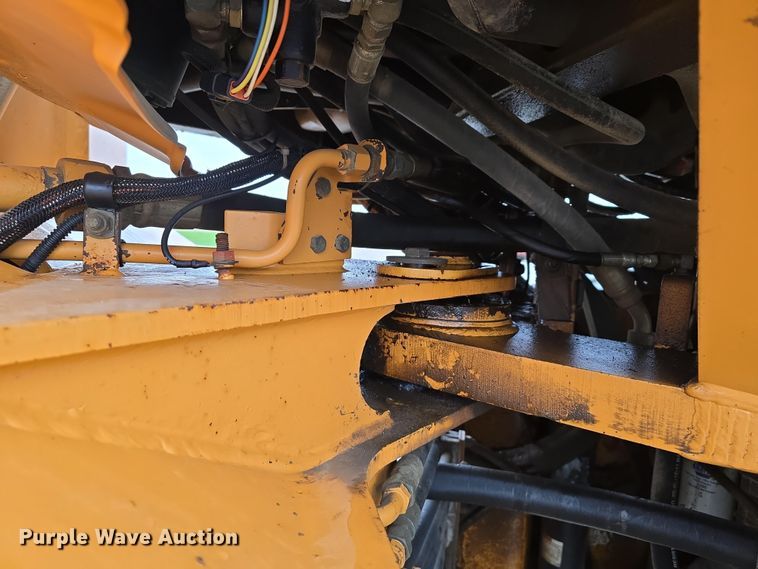 image for item DT6814 2000 Case 621C wheel loader