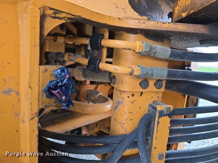 image for item DT6814 2000 Case 621C wheel loader