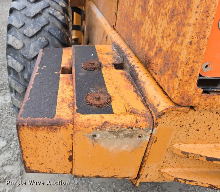 image for item DT6814 2000 Case 621C wheel loader