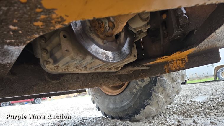image for item DT6814 2000 Case 621C wheel loader