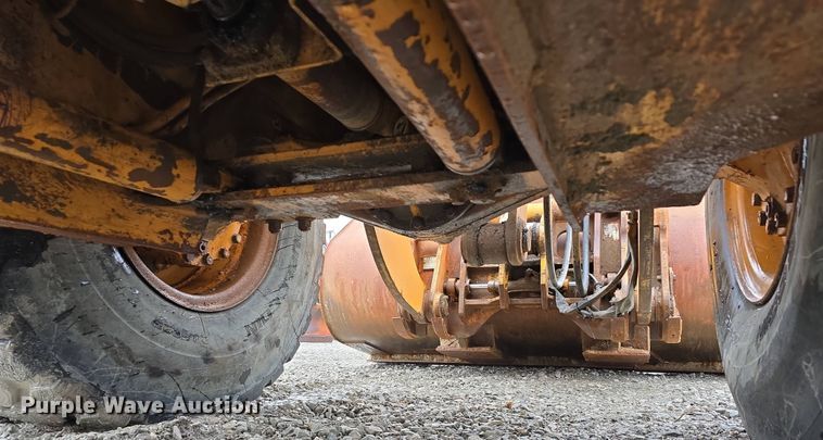 image for item DT6814 2000 Case 621C wheel loader