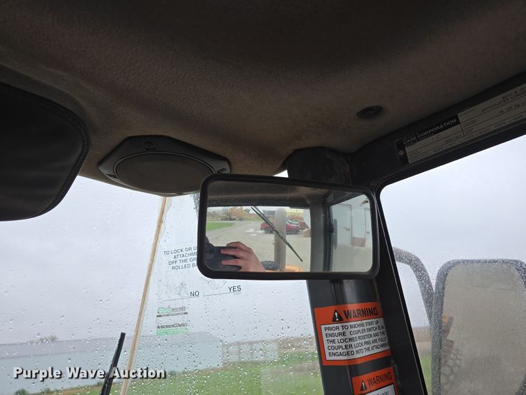 image for item DT6814 2000 Case 621C wheel loader