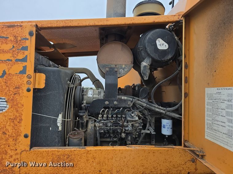 image for item DT6814 2000 Case 621C wheel loader