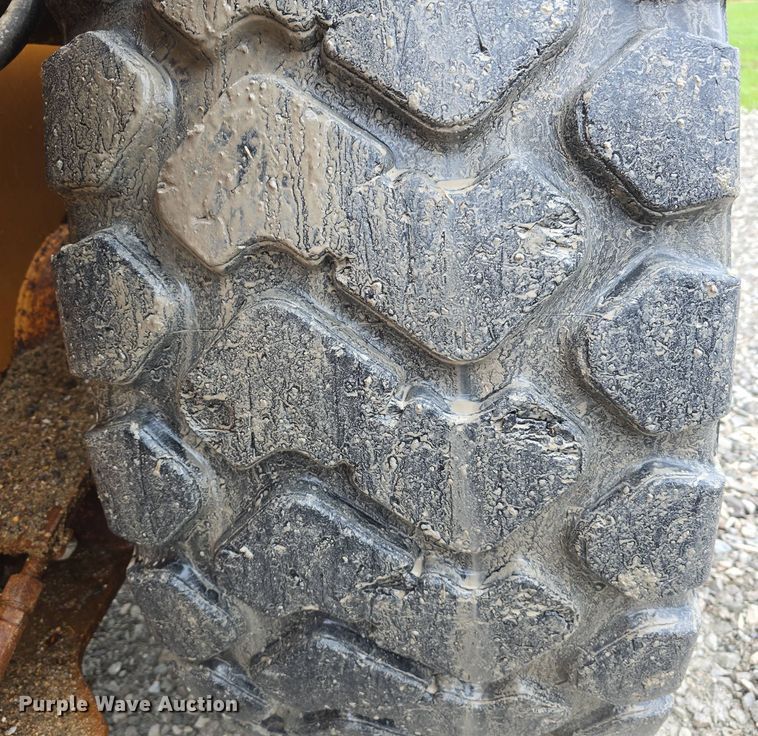 image for item DT6814 2000 Case 621C wheel loader
