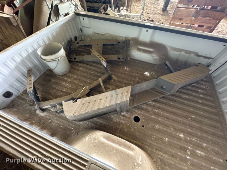 image for item DU9001 Ford F250 pickup truck bed