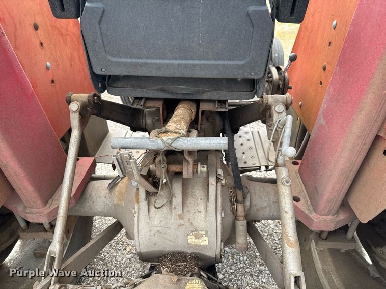 image for item DU9003 1975 Massey Ferguson 235 tractor