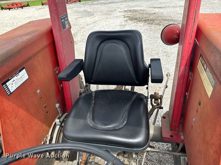 image for item DU9003 1975 Massey Ferguson 235 tractor