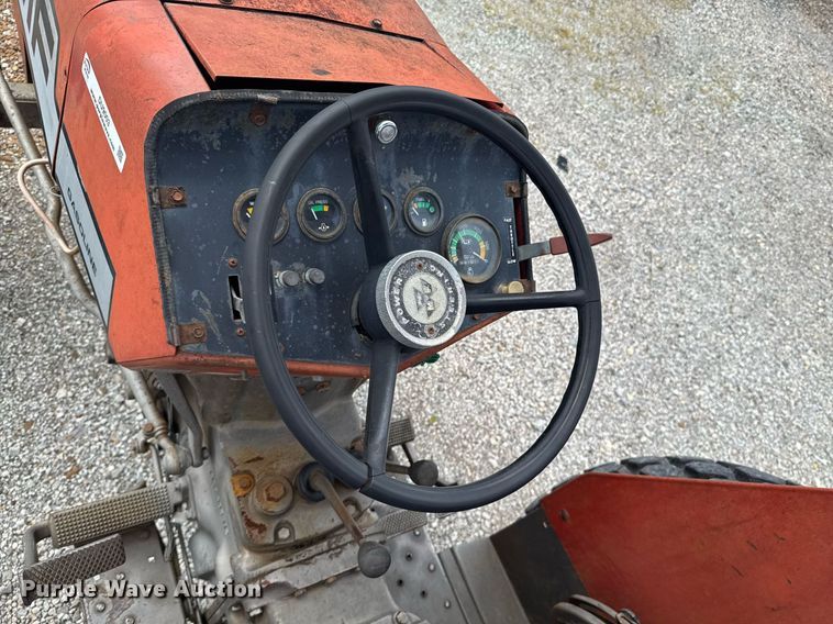 image for item DU9003 1975 Massey Ferguson 235 tractor