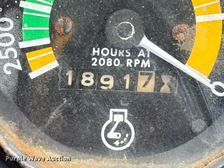 image for item DU9003 1975 Massey Ferguson 235 tractor