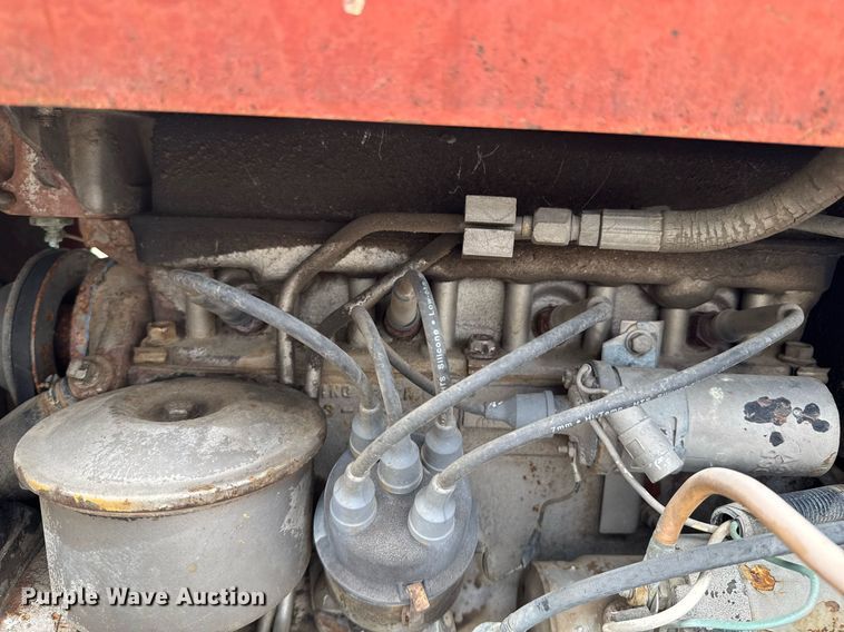 image for item DU9003 1975 Massey Ferguson 235 tractor