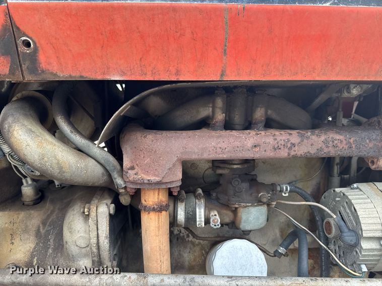 image for item DU9003 1975 Massey Ferguson 235 tractor