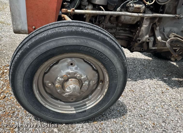 image for item DU9003 1975 Massey Ferguson 235 tractor