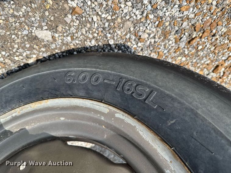 image for item DU9003 1975 Massey Ferguson 235 tractor