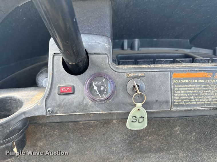 image for item DU9004 2006 Club Car Precedent Professional golf cart