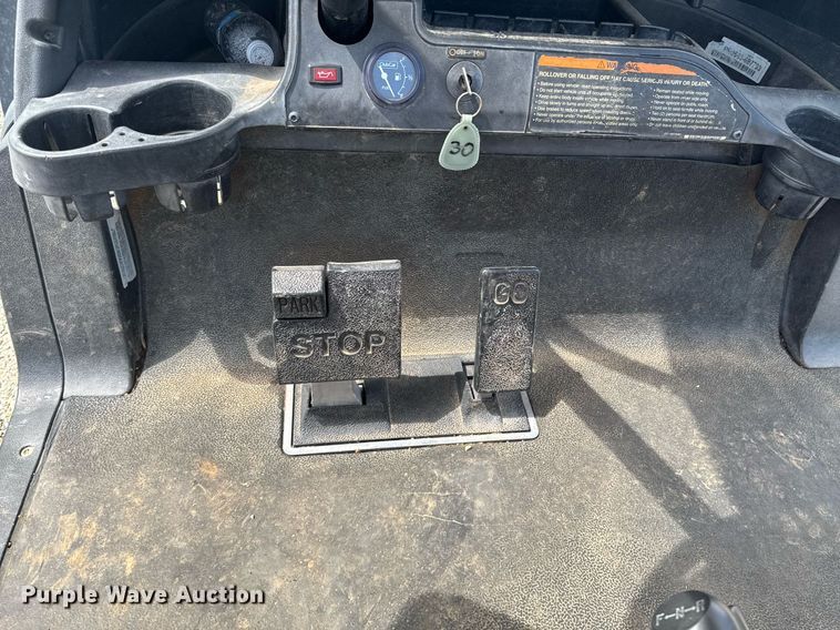 image for item DU9004 2006 Club Car Precedent Professional golf cart