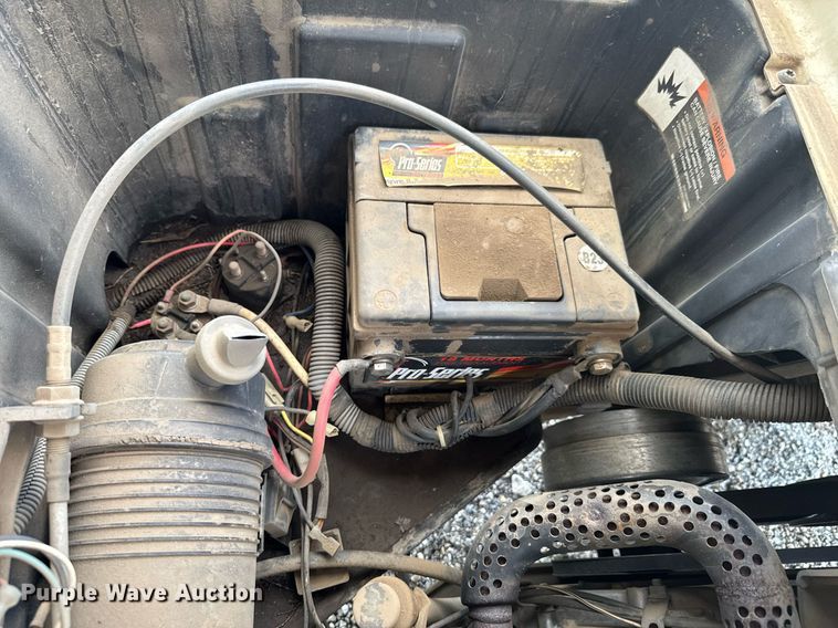 image for item DU9004 2006 Club Car Precedent Professional golf cart