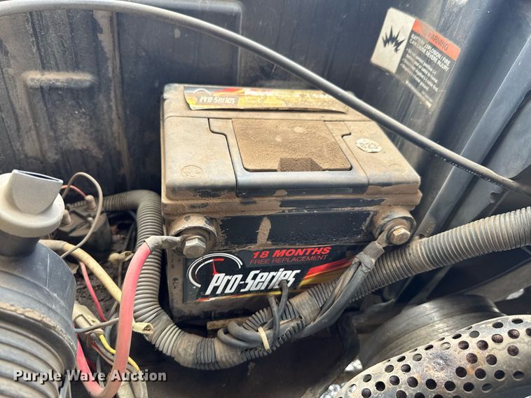 image for item DU9004 2006 Club Car Precedent Professional golf cart