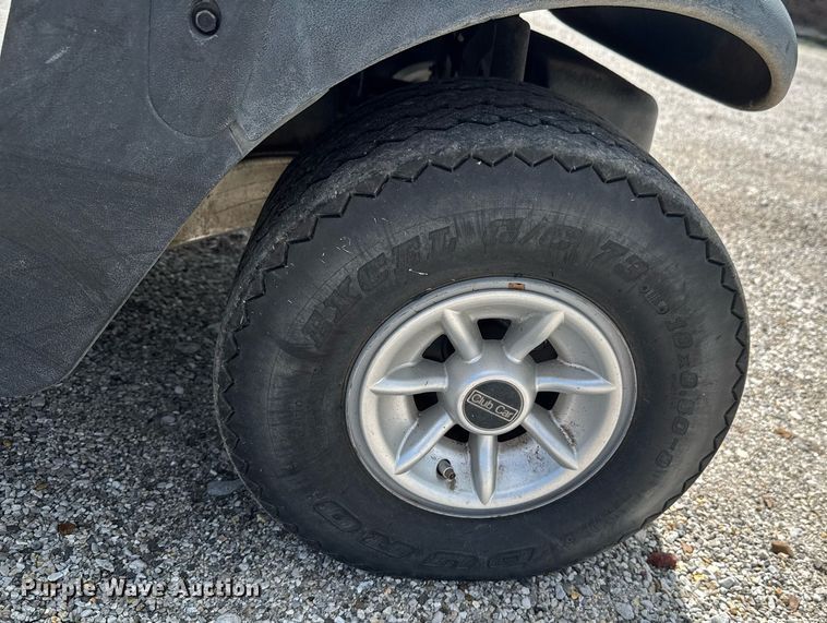 image for item DU9004 2006 Club Car Precedent Professional golf cart