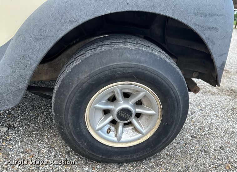 image for item DU9004 2006 Club Car Precedent Professional golf cart