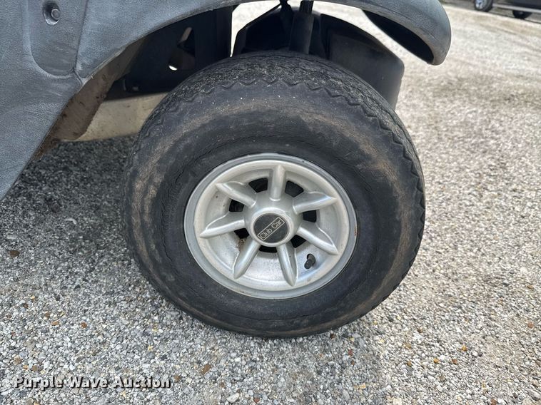 image for item DU9005 2006 Club Car Precedent Professional golf cart