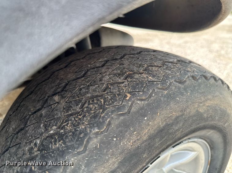 image for item DU9005 2006 Club Car Precedent Professional golf cart