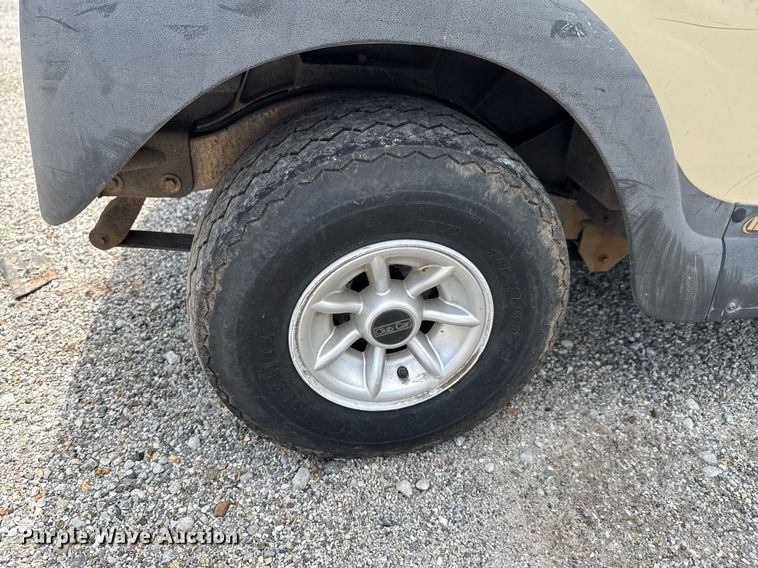 image for item DU9005 2006 Club Car Precedent Professional golf cart